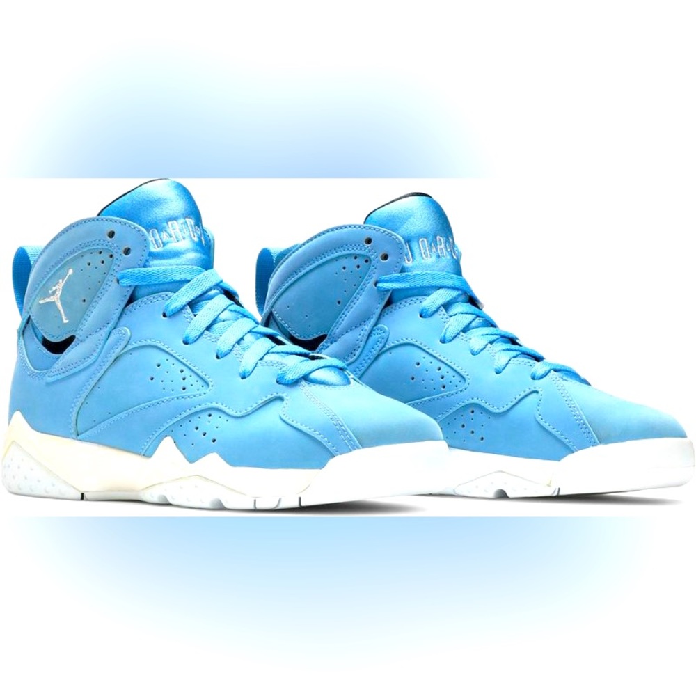 New in box. Nike Air Jordan Retro 7 in Pantone size 9.5